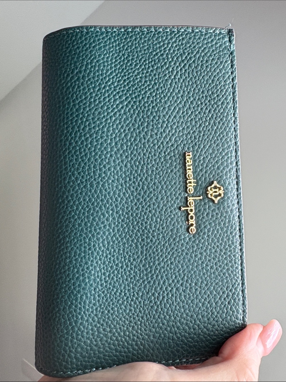 Nanette Lepore Green Wallet - Picture 9 of 9